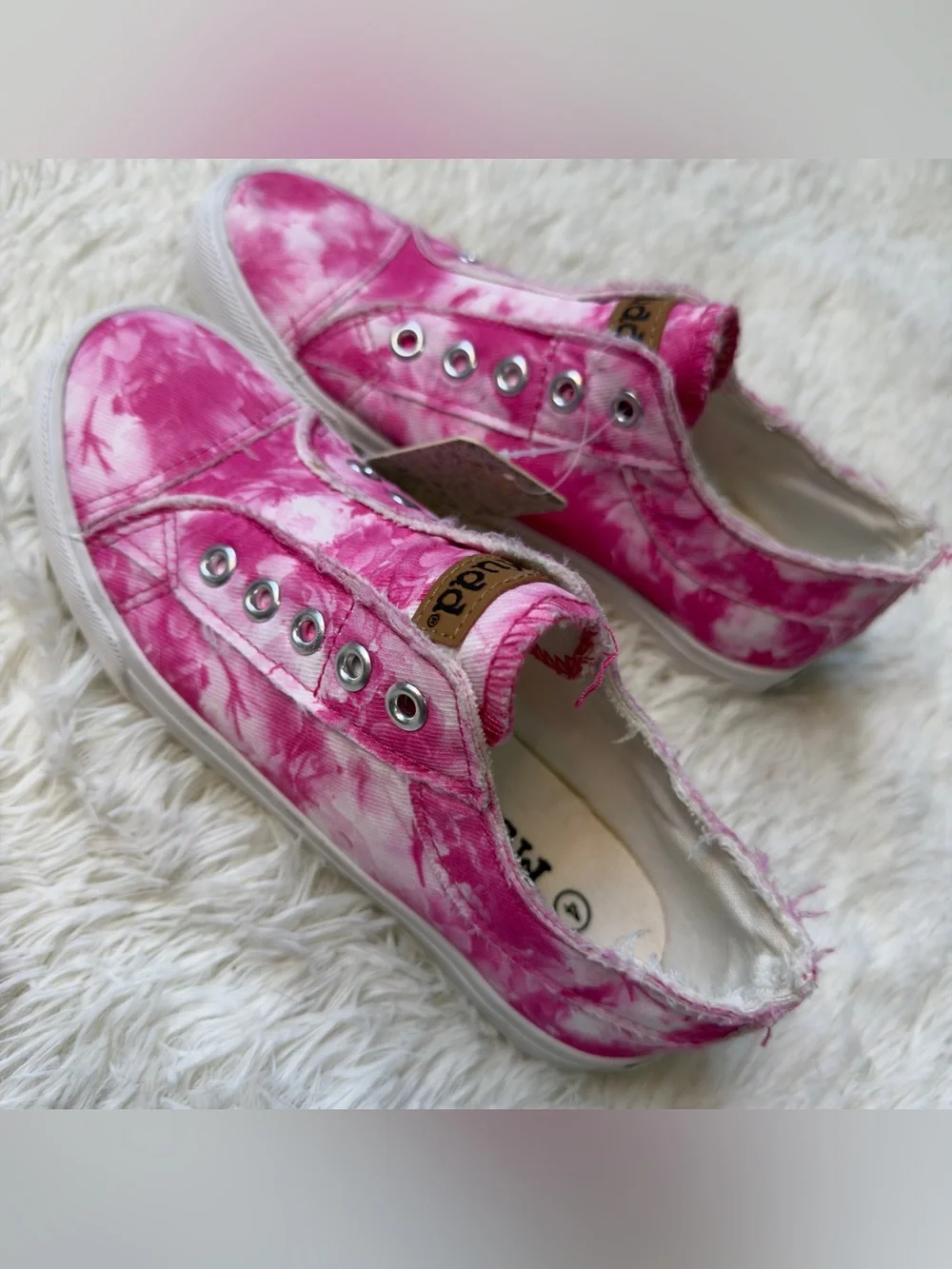 Mudd Girls Pink Tie Dye Canvas Slip On Sneakers Shoes Size 4 New With Tags
